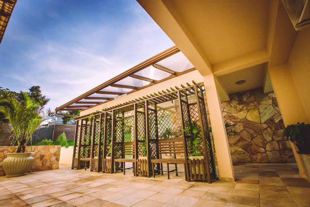Hotel Dom Otto Vespasiano Esterno foto